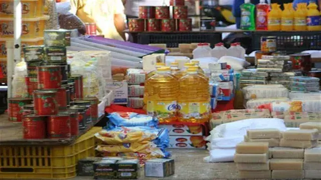 إجراء جديد لتنظيم صرف السلع التموينية.. وزيادة أسعار 4 سلع - تفاصيل