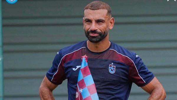 «من أفضل 3 في العالم» .. مدرب طرابزون سبور يُشيد بمحمد صلاح بعد انضمامه للفريق