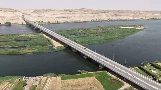 تشغيل مرحلتي محور ديروط بأسيوط تجريبياً وفتحهما أمام حركة المرور