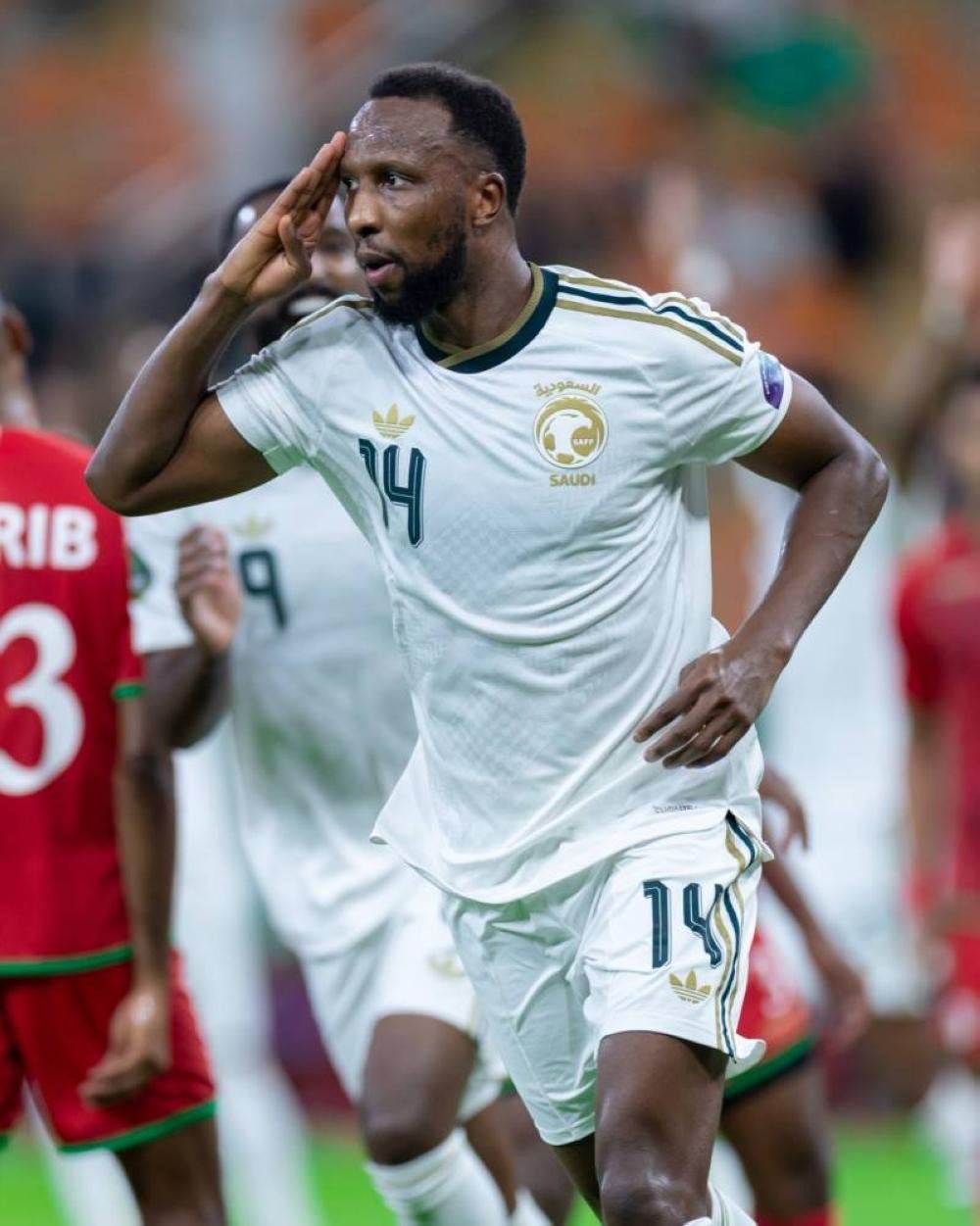 كادش يتصدر الصقور