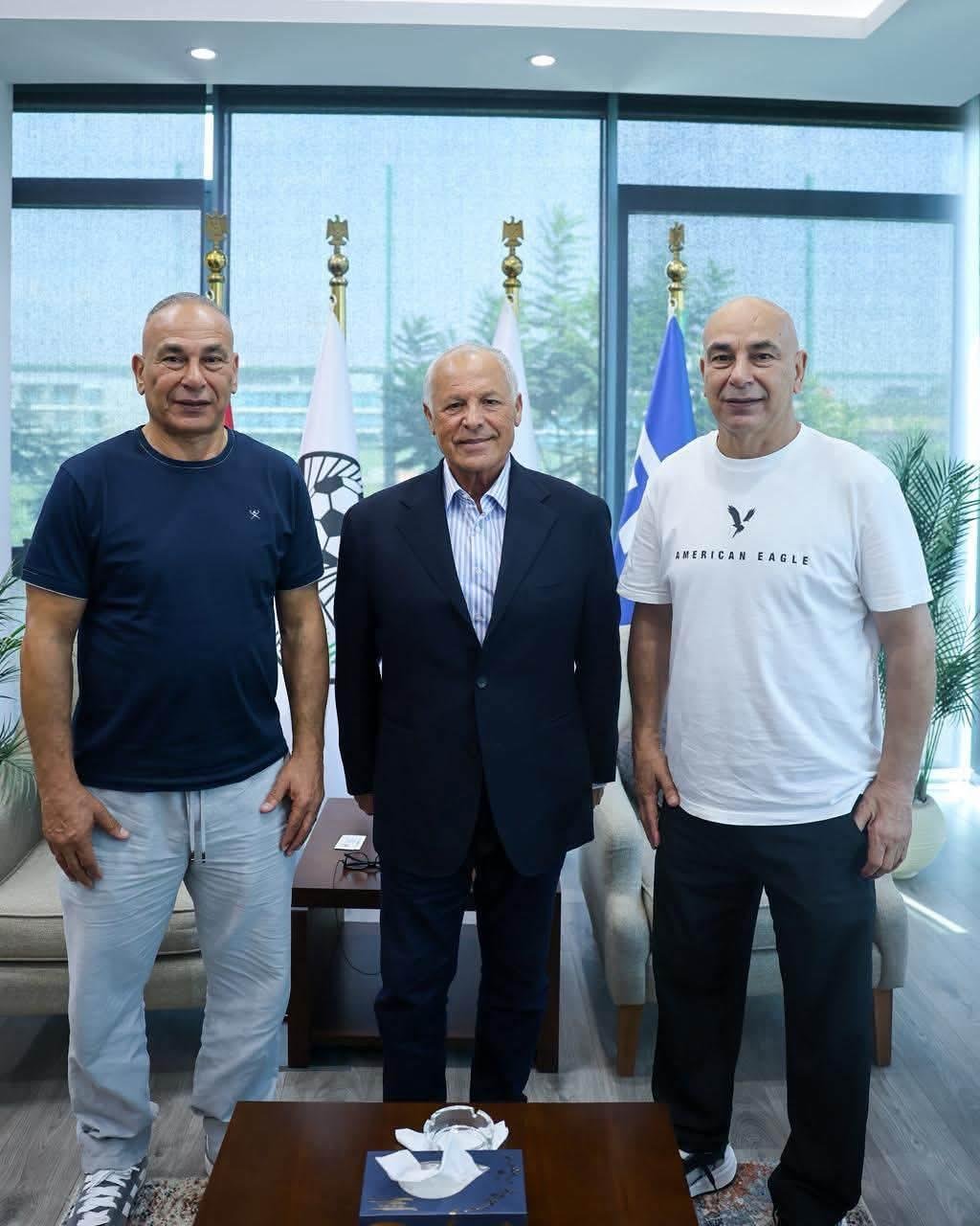 تجديد عقد حسام حسن مع منتخب مص...