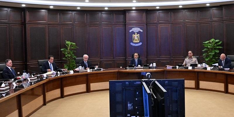 مدبولي: الرئيس السيسي وجه بتطو...