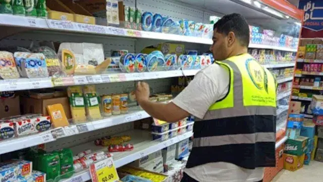 "سلامة الغذاء" تُكثف حملاتها ا...