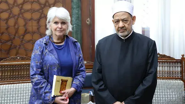 شيخ الأزهر يبحث مع سفيرة فرنسا لحقوق الإنسان قضايا الحريات