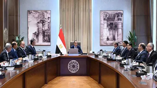 التموين تدرس تتبع السلع من الم...