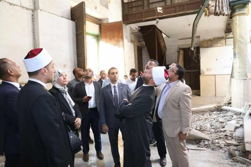بعد توجيهات الرئيس السيسي بتطوير مساجد آل البيت.. وزير الأوقاف يتفقد مسجد عبد الوهاب الشعراني لبدء تطويره الشامل