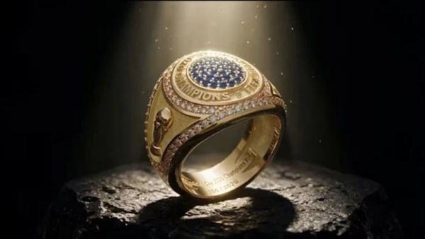 خواتم مرصعة بالياقوت والماس .....