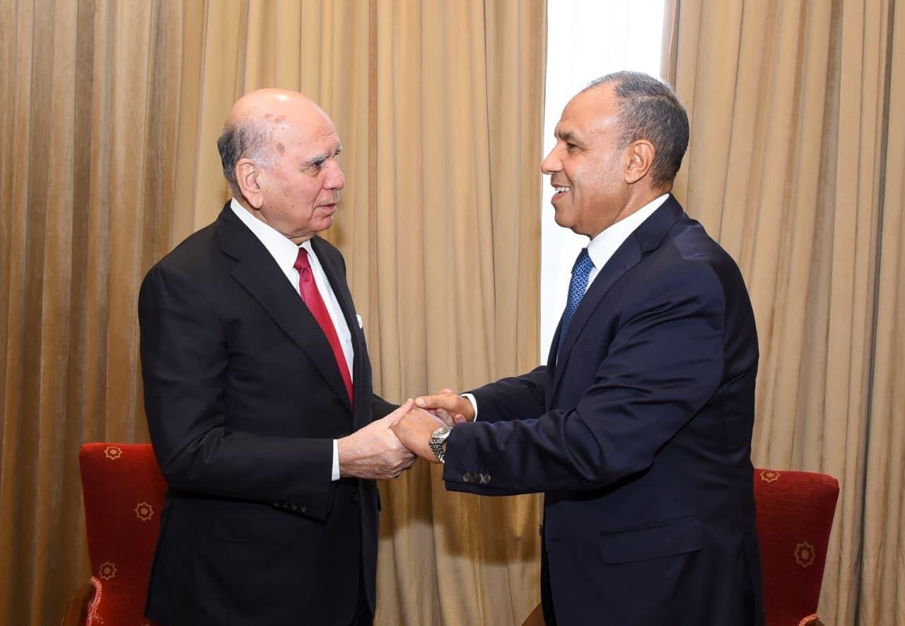 وزير الخارجية يجدد موقف مصر ال...