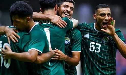 بمشاركة محمد شريف.. الزوراء يف...