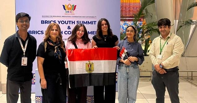 وزارة الشباب والرياضة تشارك في...