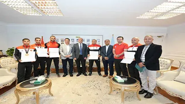 بالصور- تكريم أبطال المصارعة بأسيوط بعد الفوز بـ4 ميداليات في أفريقيا