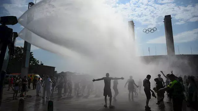 أوروبا تحت نار موجة حر قاتلة.....