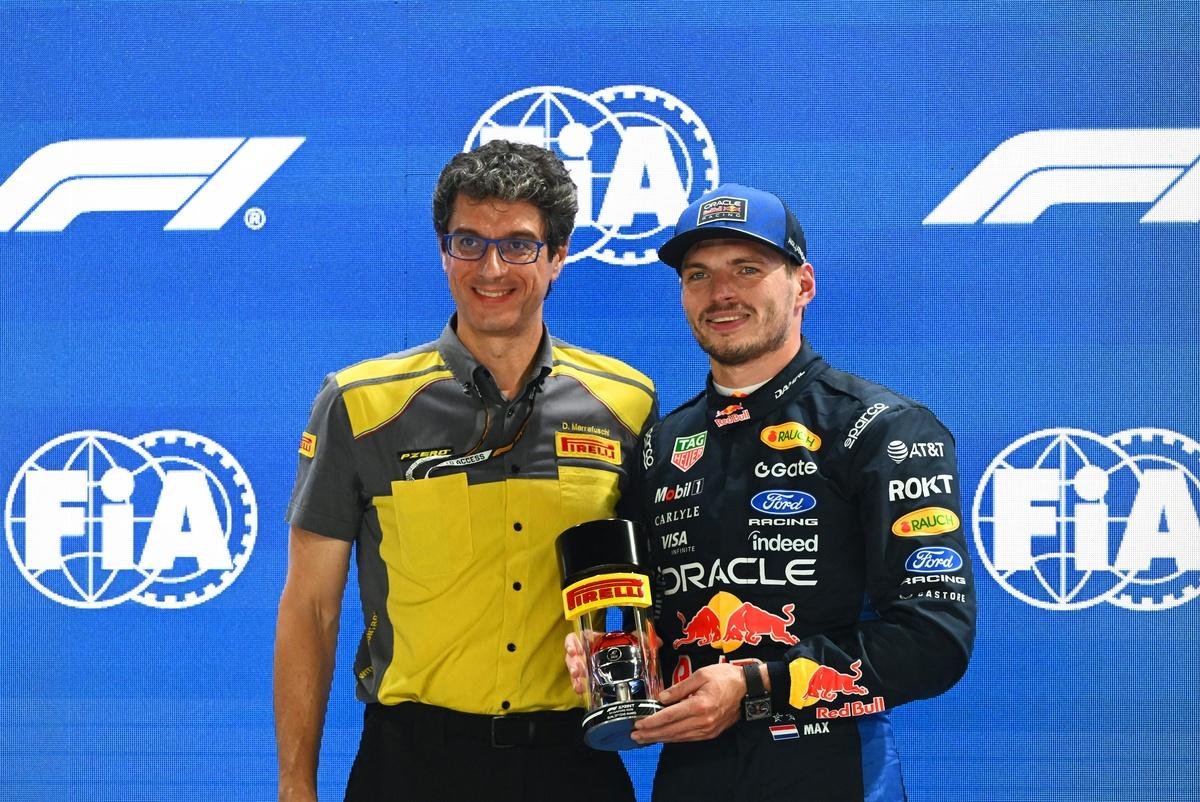 Max Verstappen’s one-lap gamble – and what Pirelli reveals about his Singapore sprint pole