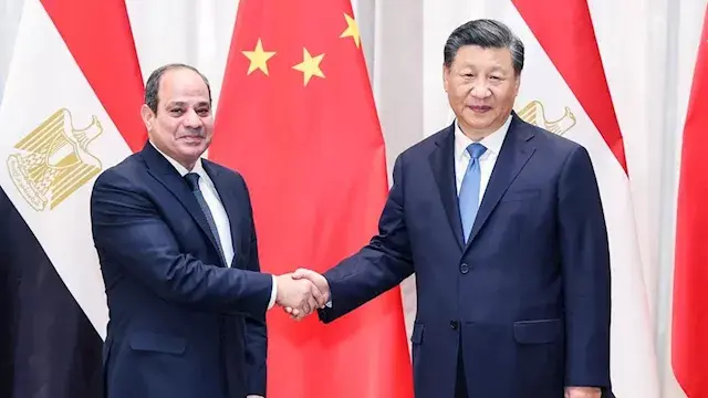 رئاسة الجمهورية: الرئيس الصيني...