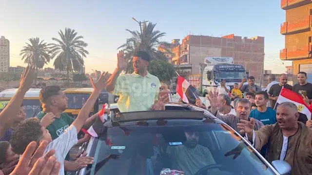 على أنغام المزمار.. استقبال حا...