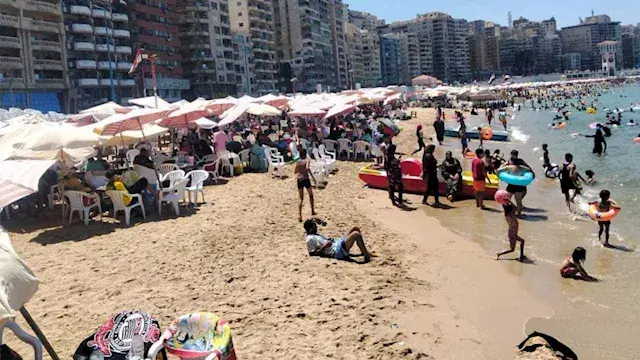 أمواج تصل لـ4.5 متر.. تحذير عا...