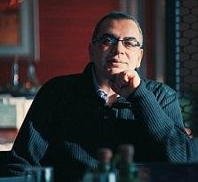 في ذكرى ميلاده... أحمد خالد توفيق حضور لا يغيب وصاحب البصمة الخاصة لدى الشباب
