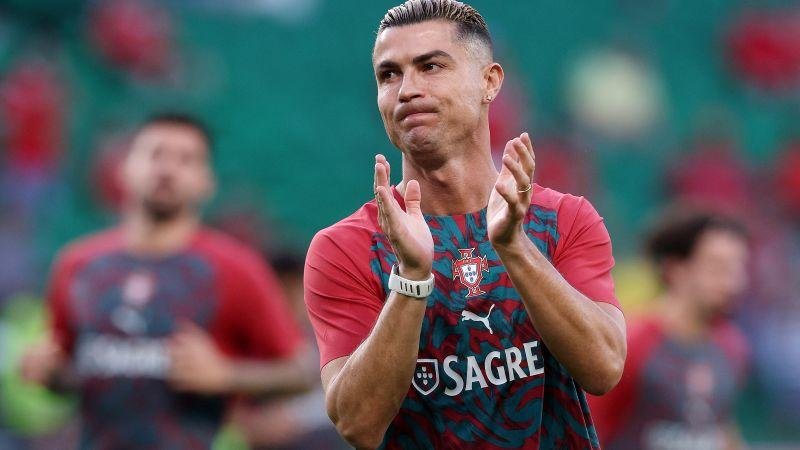 رونالدو يغادر معسكر المنتخب وينشر بيانًا: سأخبر شعب البرتغال بالحقيقة
