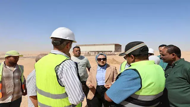 بالصور- انطلاق مشروع دواجن باس...