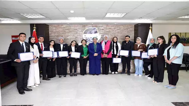رئيسة "القومي للمرأة" تلتقي طل...