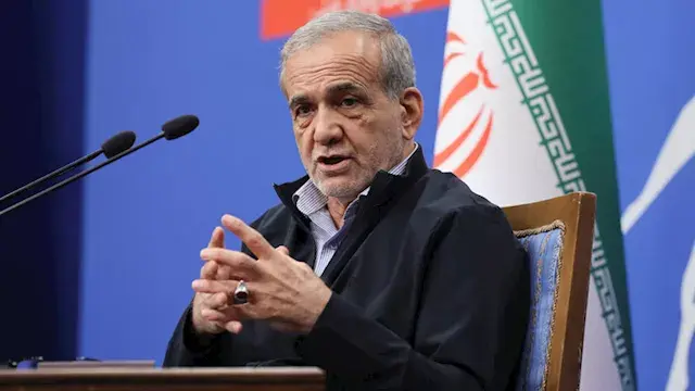 "فرحتكم فرحتنا".. الرئيس الإير...