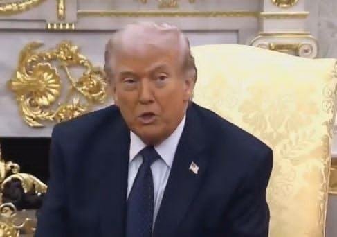 ترامب يلمح إلى إمكانية شن هجما...