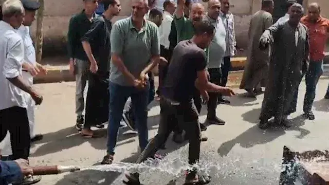 بالصور- حريق هائل يلتهم محل ألعاب أطفال في المنوفية