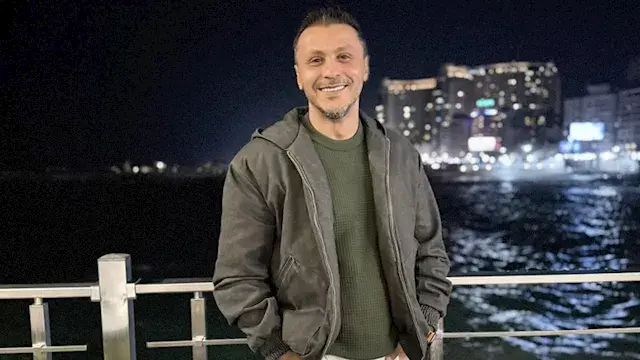 بعد إعلانه افتتاح مركز جديد.....