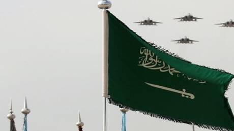 الحوثيون يعلنون التصدي لتشكيلات قتالية سعودية تستهدف صنعاء