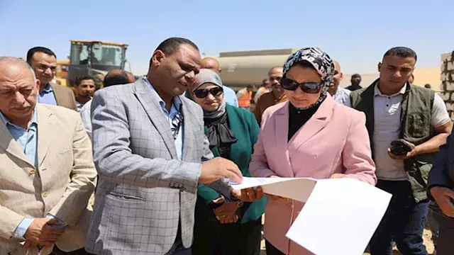 شلتر جديد للكلاب الضالة في مدينة الخارجة بطاقة 150 كلبًا ـصور