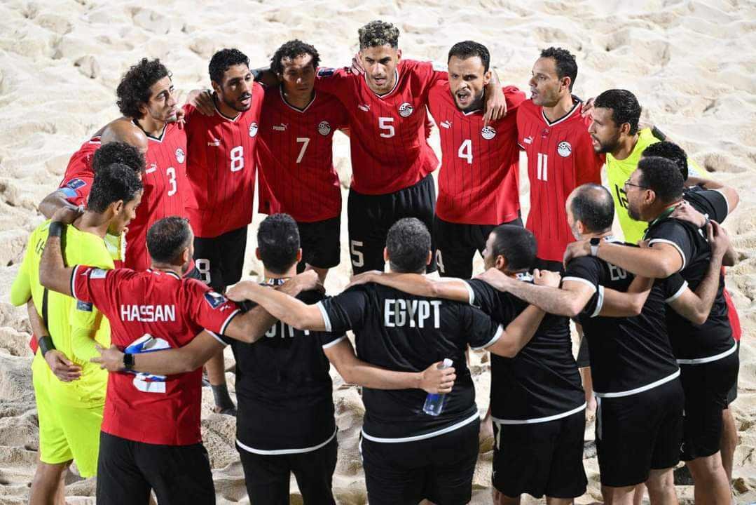 عبد الرازق: منتخب الشاطئية يست...