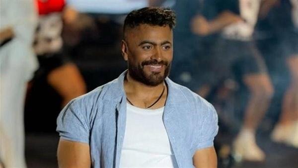 يلا ساحل.. تامر حسني يحيي حفلا...