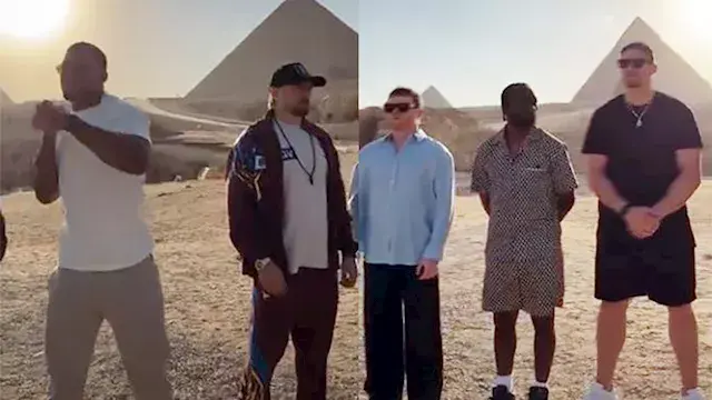 وسط نجوم الملاكمة.. تركي آل ال...