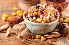 5 فوائد مذهلة لتناول المكسرات...