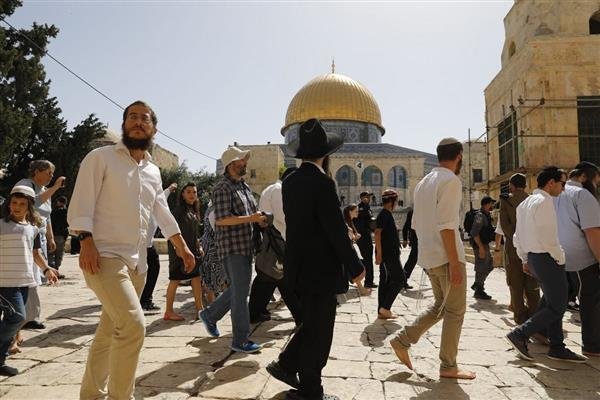 مصر تدين اقتحامات المسجد الأقص...