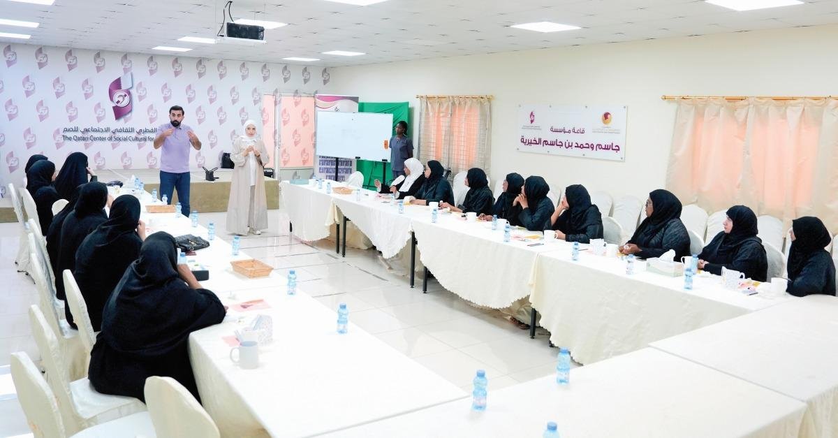 ورشة فنية لفتيات &laquo;ثقافي...