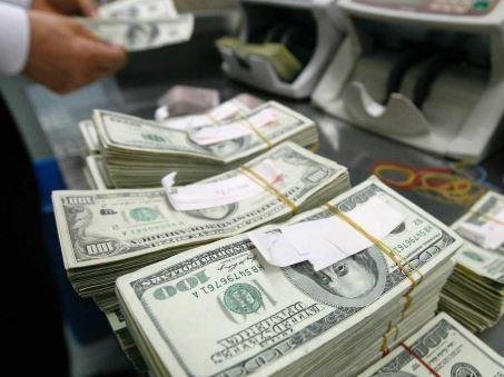 بعد رفع الفيدرالي الفائدة.. الأجانب يتخارجون بـ250 مليون دولار من أدوات الدين المصرية