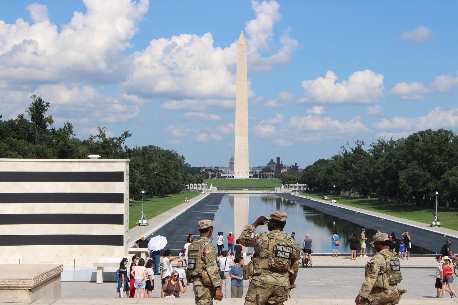 DC residents debate safety gai...