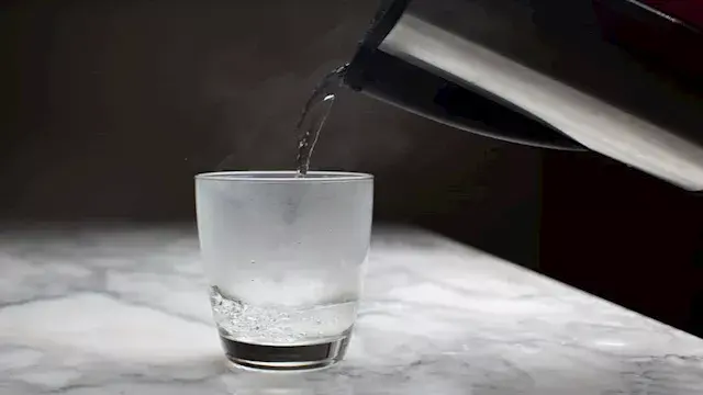 مفاجأة.. هذا ما يحدث لجسمك عند...