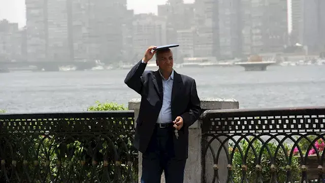 ذروة الموجة الحارة.. تحذير عاج...