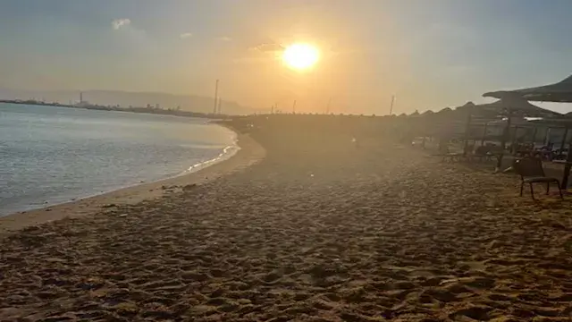 لماذا تظهر الشمس عند منتصف الل...