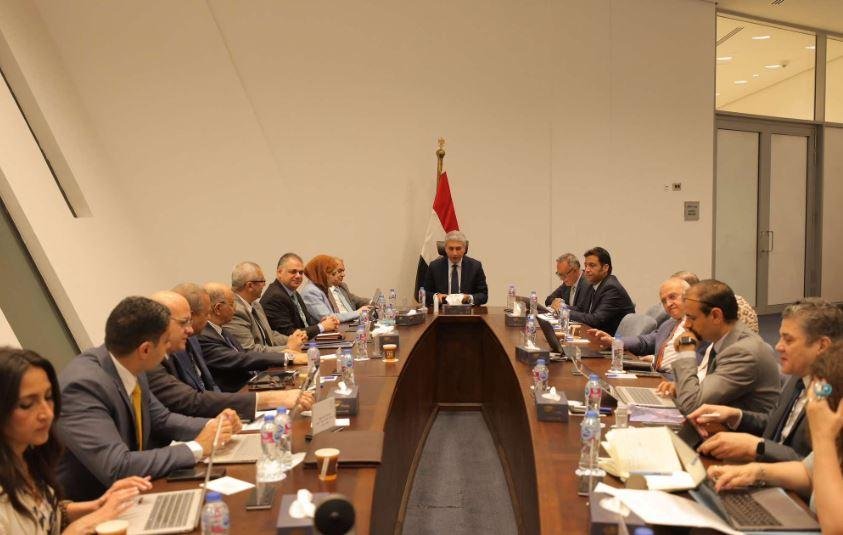 وزير السياحة يوجه بتوسيع خدمات...
