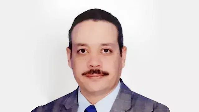 الدكتور محمد عبدالعزيز مهلل قا...