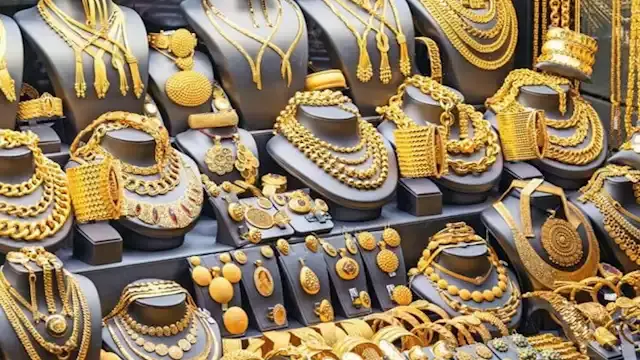 بعد تجاوز 4600 دولار.. إلى أين...