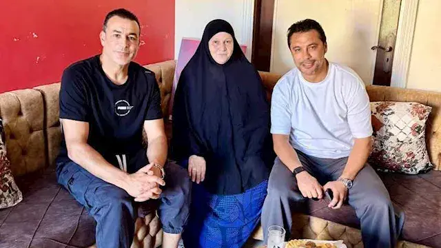 بالصور.. أحمد حسن وعصام الحضري...