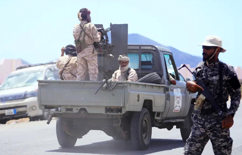 فجر اليمن يهز نفوذ إيران في باب المندب