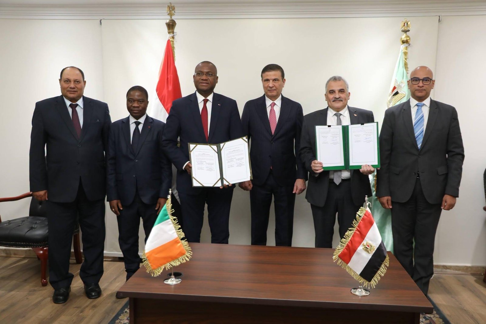 توقيع مذكرة تفاهم بين جهاز حما...