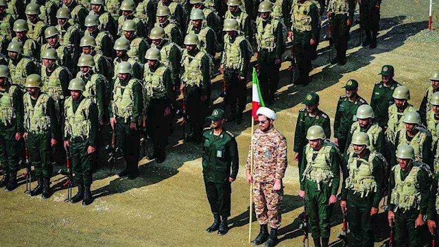 "لن نسمح للأجانب بالتدخل".. ال...