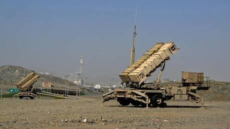 الدفاع المدني السعودي: إطلاق إنذار الطوارئ في خميس مشيط وأبها