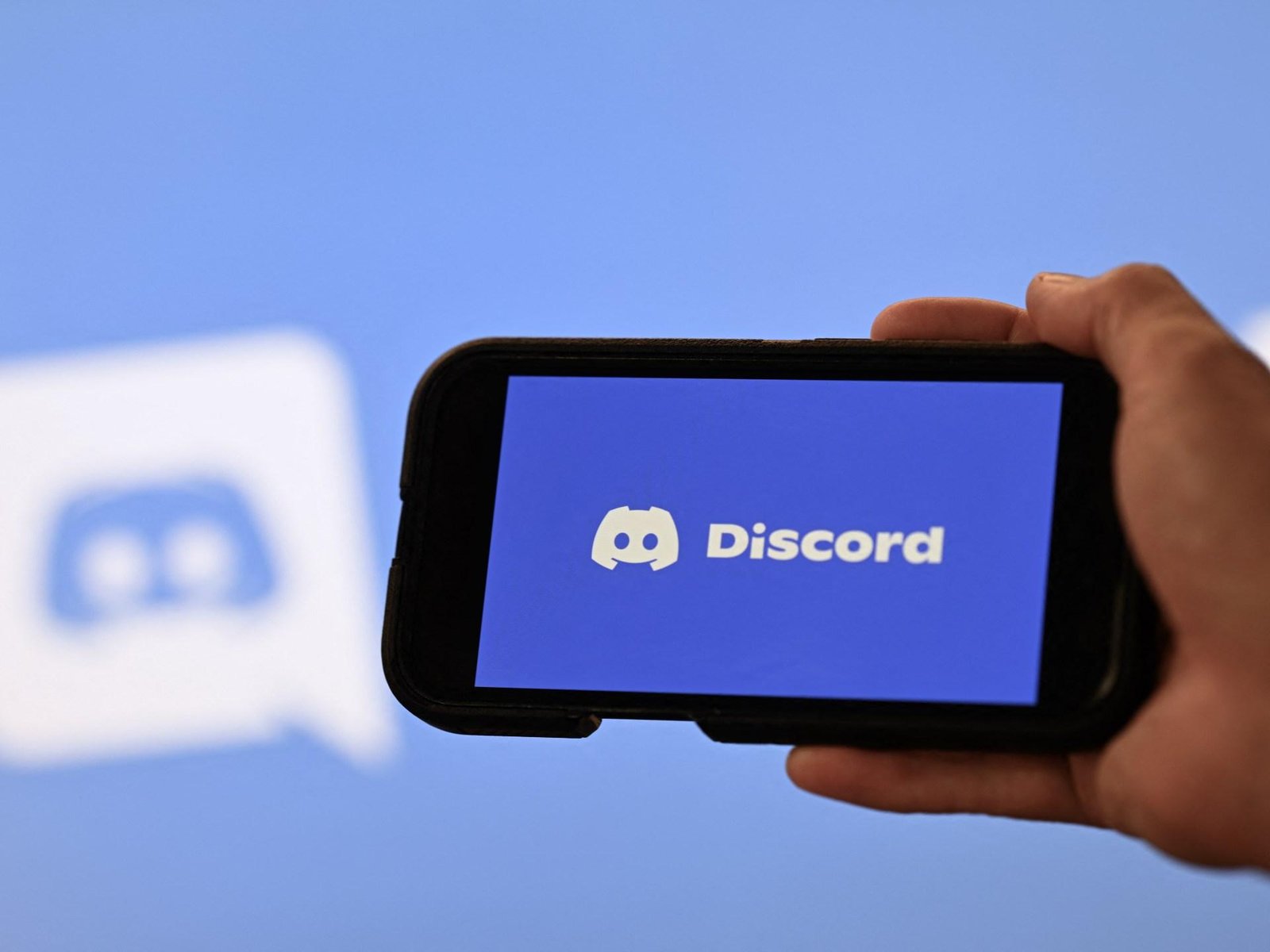 Brazil orders Discord to suspe...